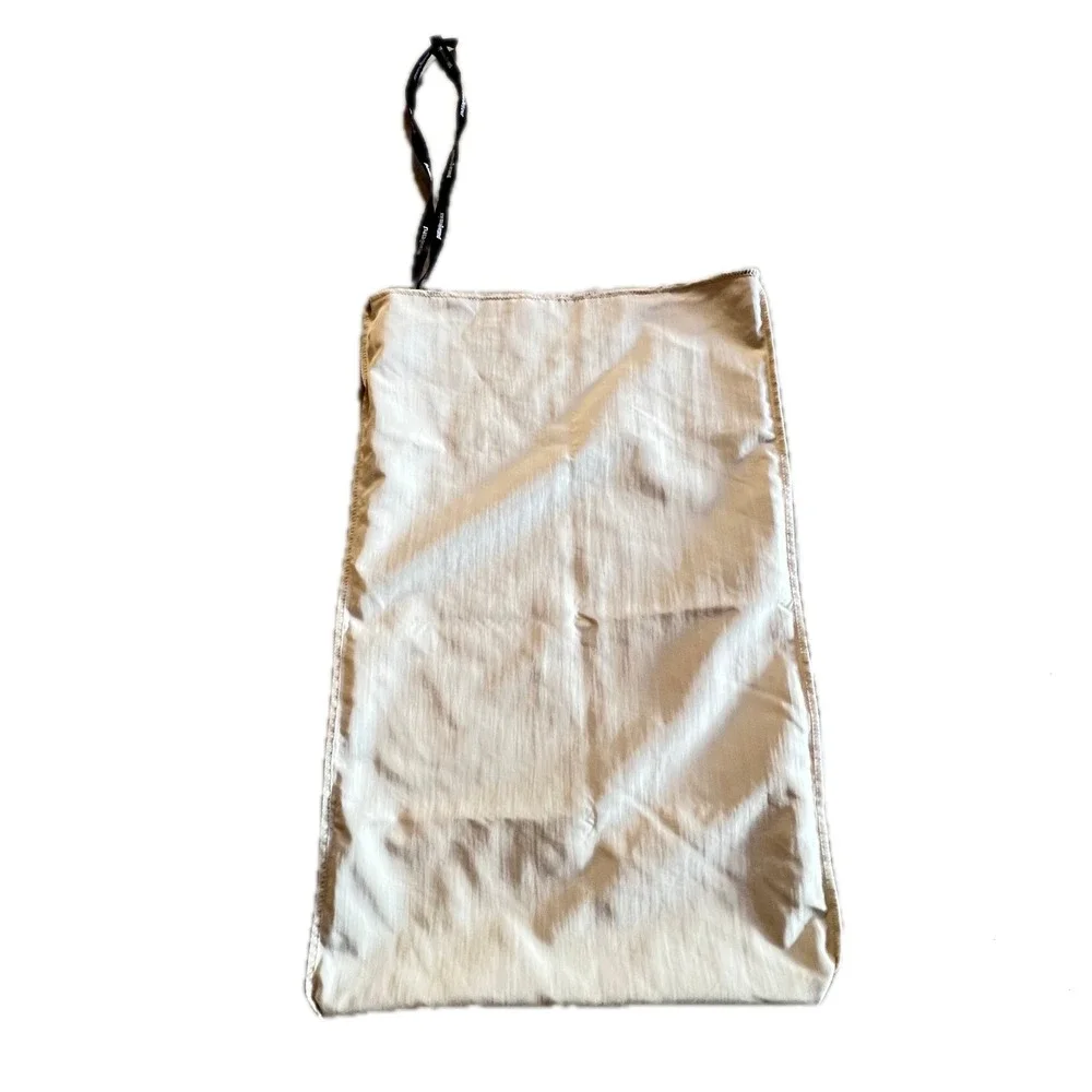 Patagonia Drawstring Pouch Bag Reusable Storage Bag gift bag laundry bag Brown‎